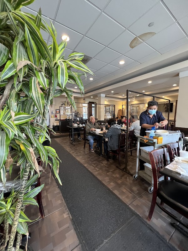 Ngự Bình Restaurant 1