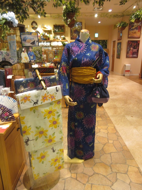 Donguri Kyowakoku (Ghibli Store) 4