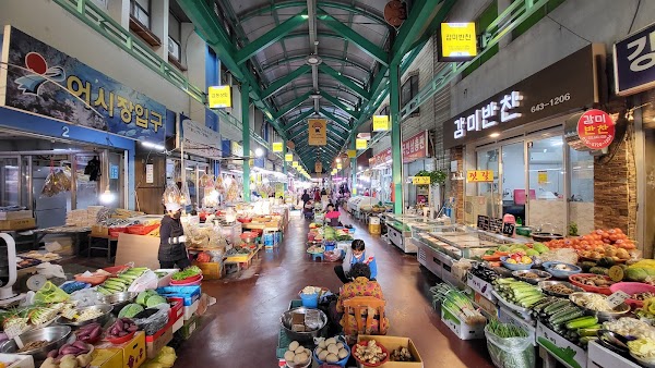 Gangneung Jungang Market 4