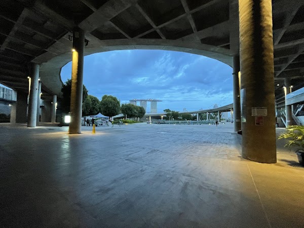 Marina Barrage 2