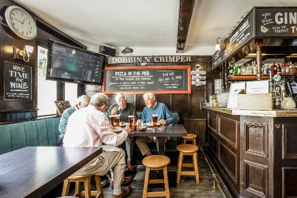 Horse & Groom 1