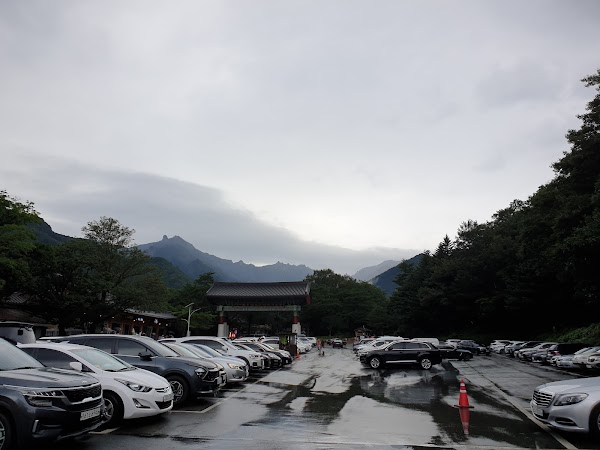 Seoraksan Sogongwon Parking Lot 4