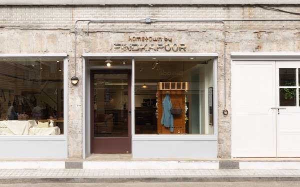 파인드카푸어 플래그쉽 스토어 성수 FINDKAPOOR Flagship Store SEONGSU 1