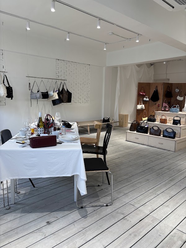 파인드카푸어 플래그쉽 스토어 성수 FINDKAPOOR Flagship Store SEONGSU 4