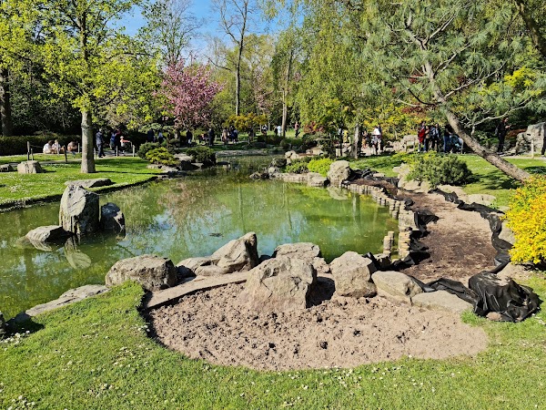 Holland Park 1