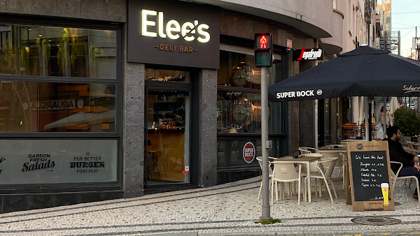 Elee's Porto