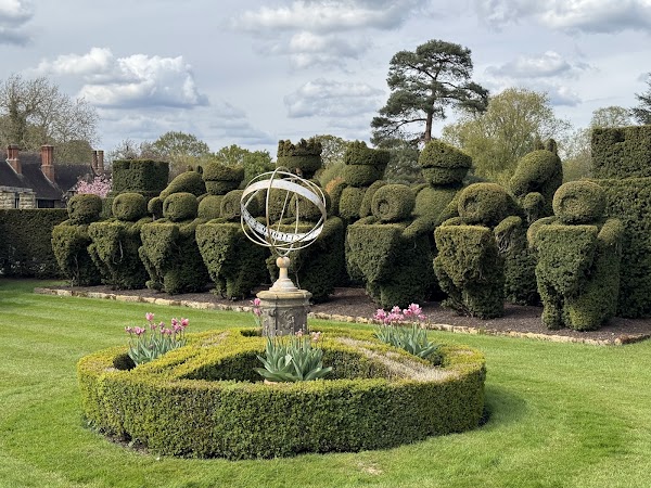 Hever Castle & Gardens 2