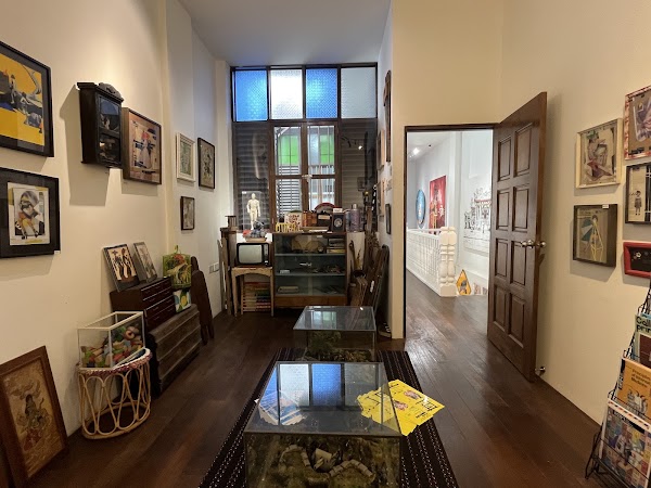Studio Howard 1