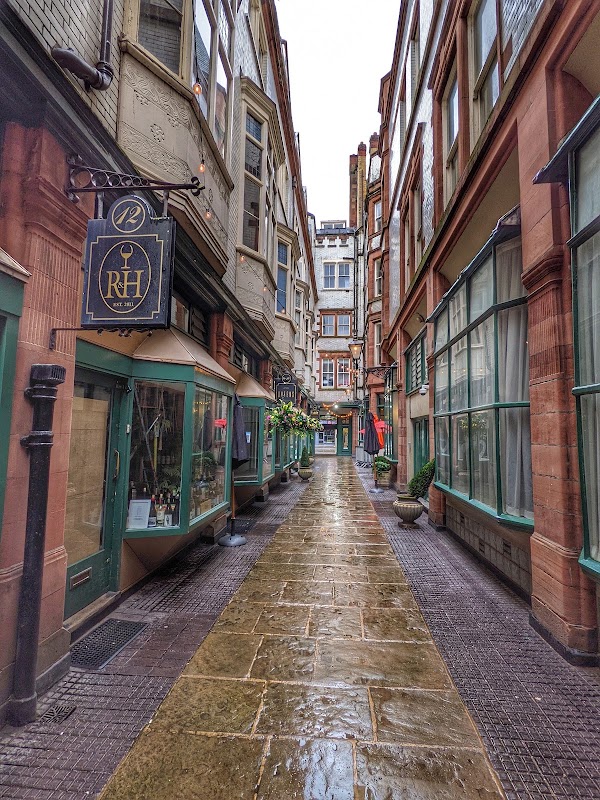 Queen Avenue