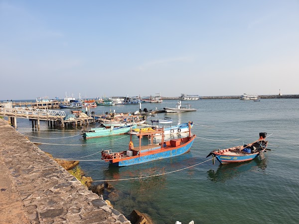 Laem Tan Pier