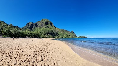 Tunnels Beach