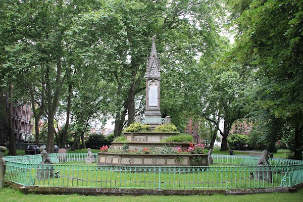 St Pancras Gardens 3