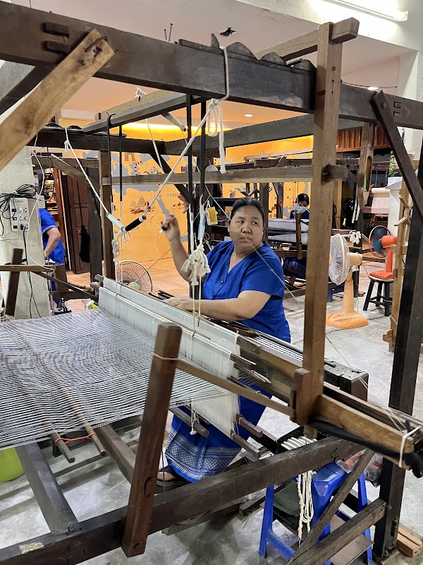 Thai Silk Village Co.,LTD. 4