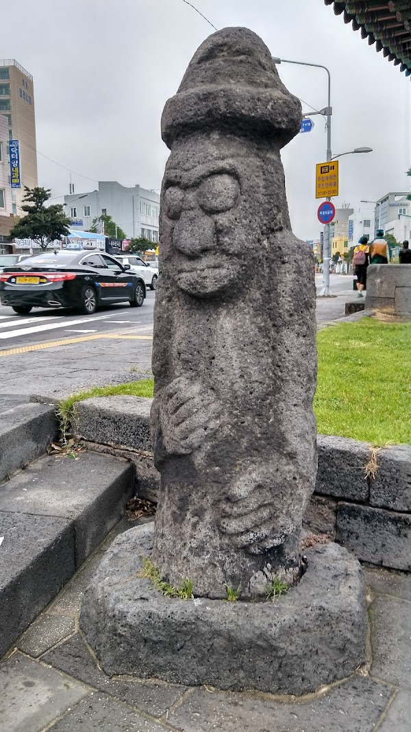 Gwandeokjeong 2