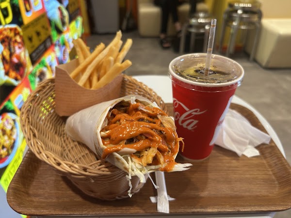 SHIBUYA KEBAB渋谷駅前店 3