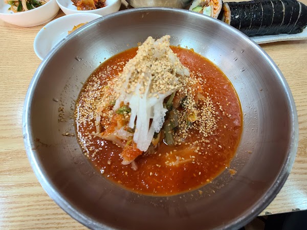 동원분식 3