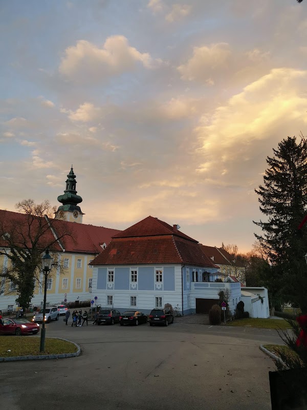 Seitenstetten 4