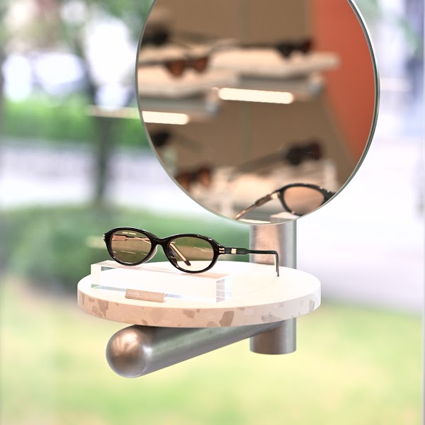 뭍 연남 옵티컬 스토어(MUUT YEONNAM OPTICAL STORE) 5