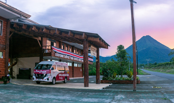 Don Juan Tours La Fortuna 1