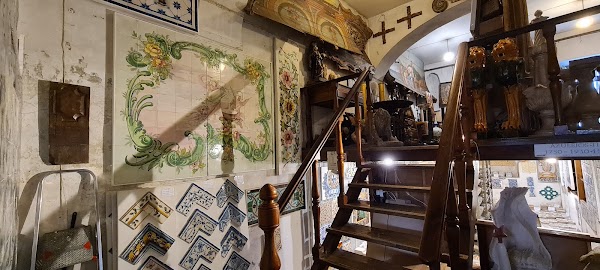 Solar Antiques