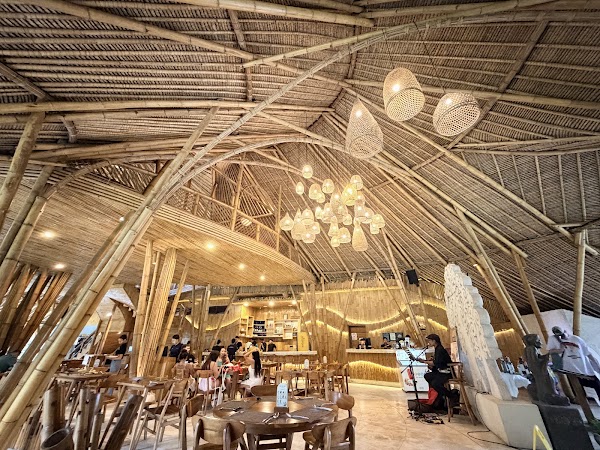 Tebasari Resto, Bar & Lounge 2