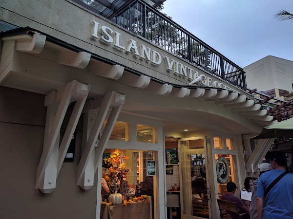 Island Vintage Shave Ice - Royal Hawaiian