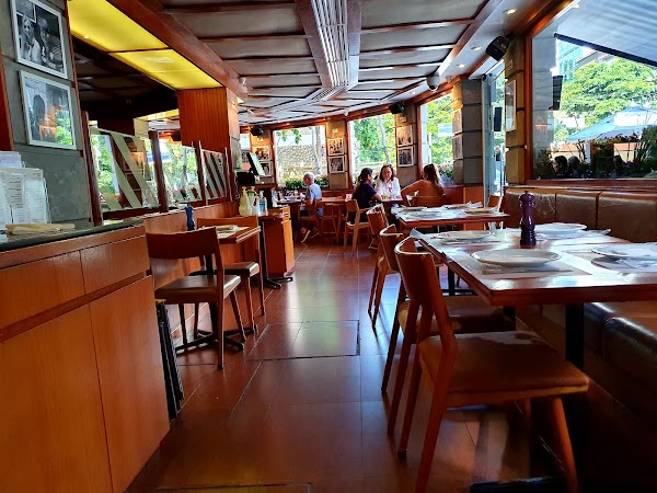 Esplanada Grill