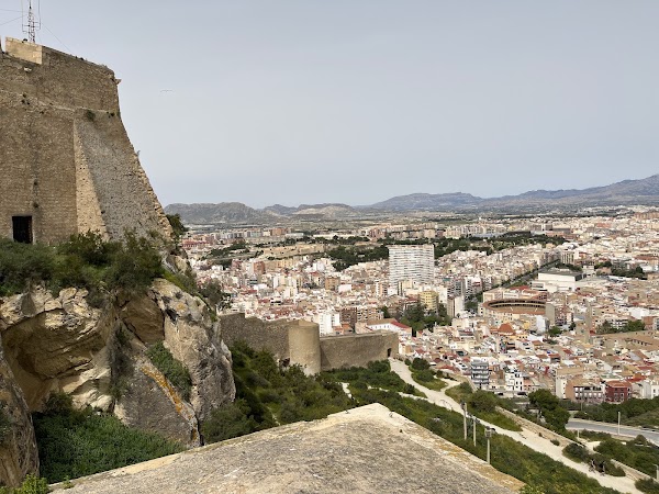 Castell de la Santa Bàrbara 3