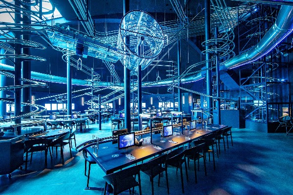 Space Loop Restaurant - Futuroscope 1