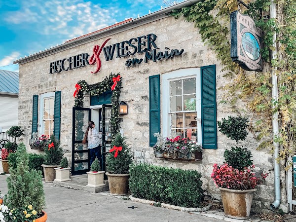 Fischer & Wieser Warehaus Store