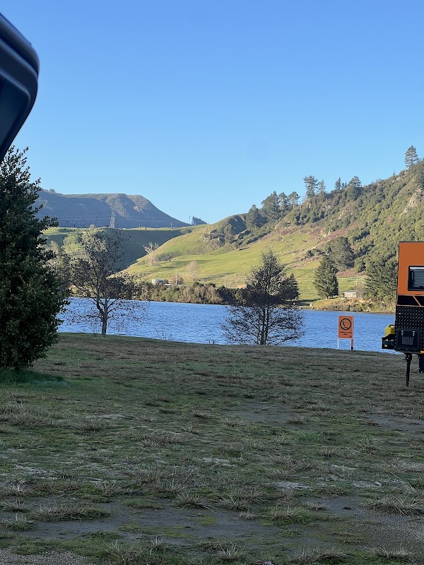 Lake Whakamaru Reserve 3