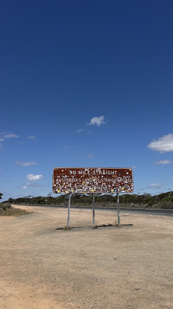 90 Mile Straight (West End)