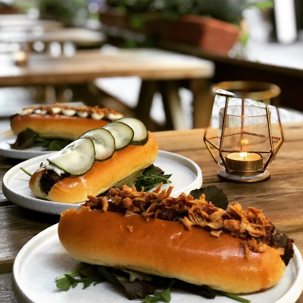 The Hairy Pig Restaurant 5