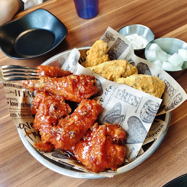 BHC Chicken Dongdaemun 4