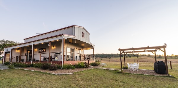 Clandulla Cottages & Farmstay