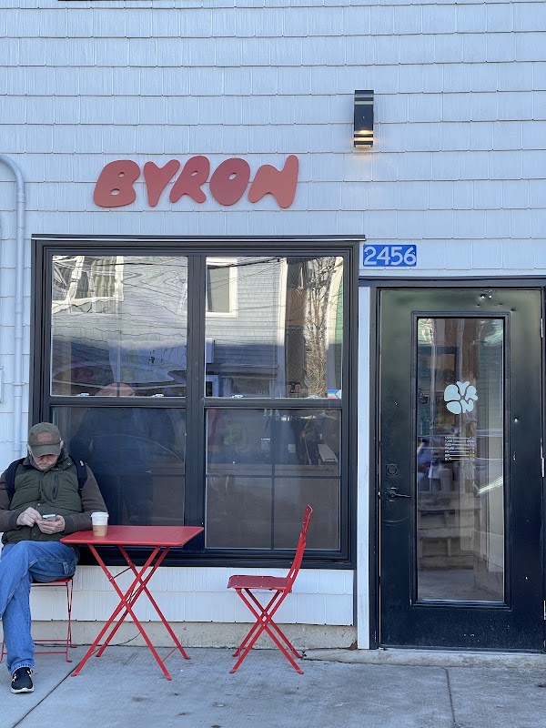 Cafe Byron 2