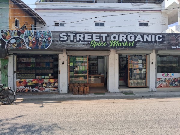 Street Organic Spice Market
