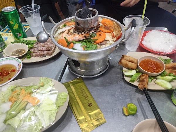 Tiệm lẩu Cù Lao 4