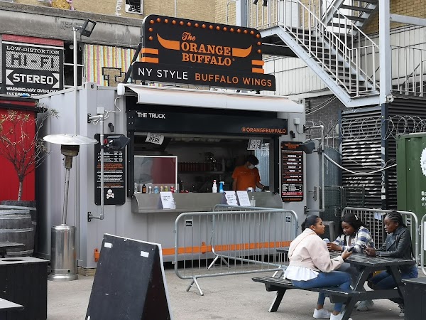 Ely's Yard Food Trucks