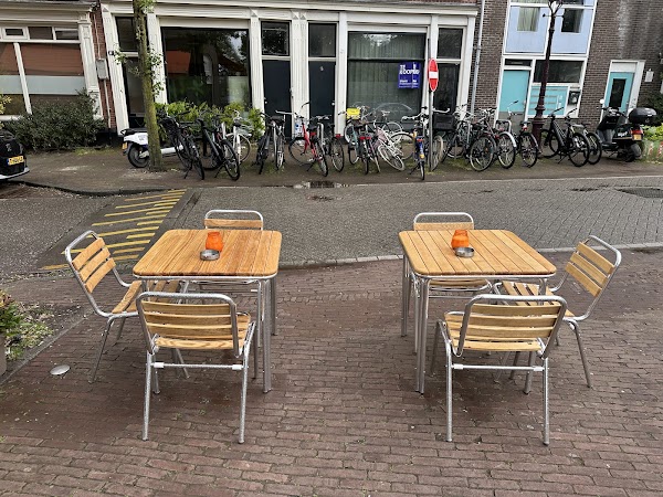 Café Restaurant Dame aan de kade