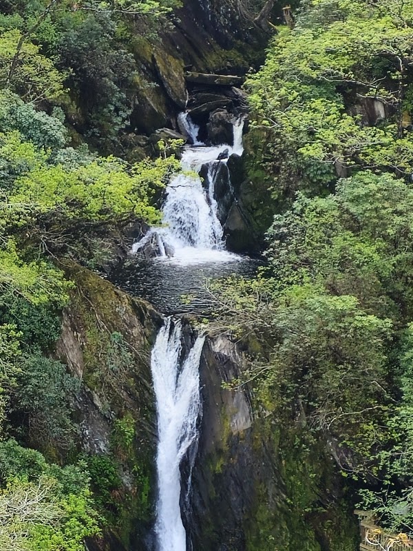 Devil's Bridge Waterfalls 5