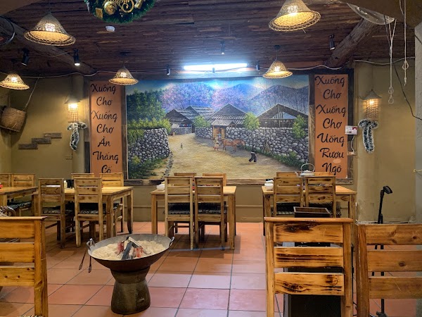 A Phủ Restaurant