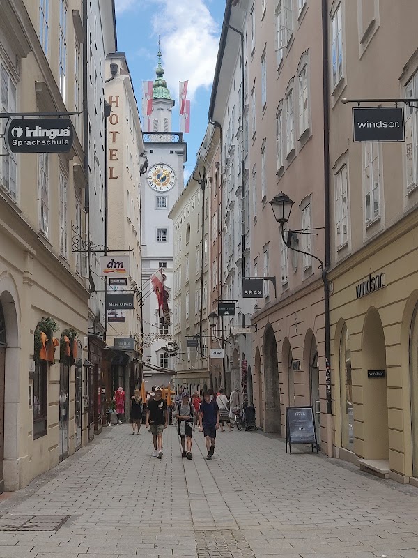 Kapitelplatz 2