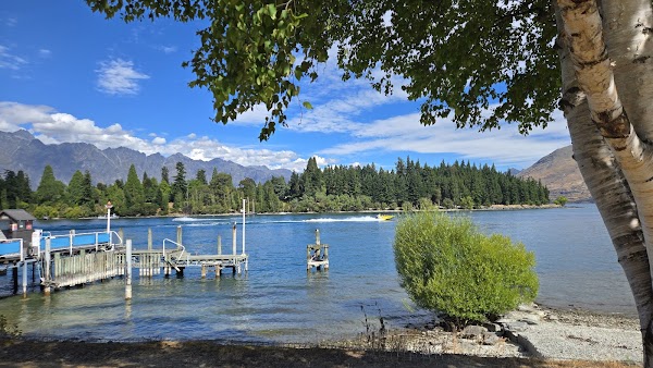 Southern Discoveries - Queenstown Visitor Centre 5