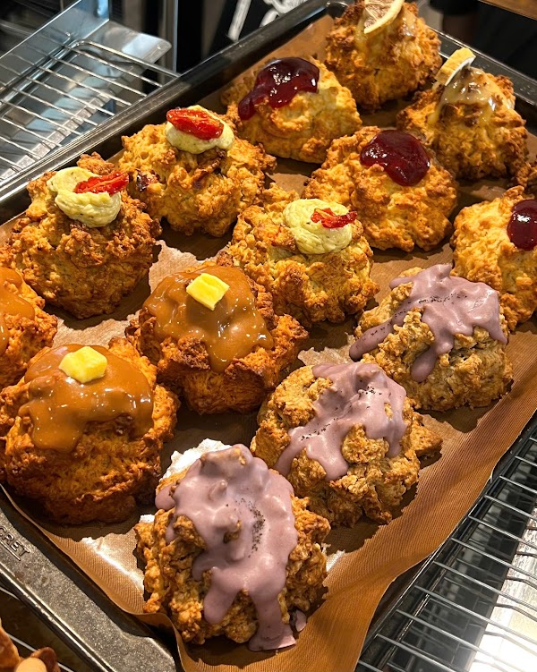 ThisThat Bakery Cafe 4