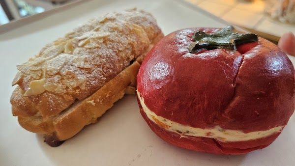 ThisThat Bakery Cafe 3