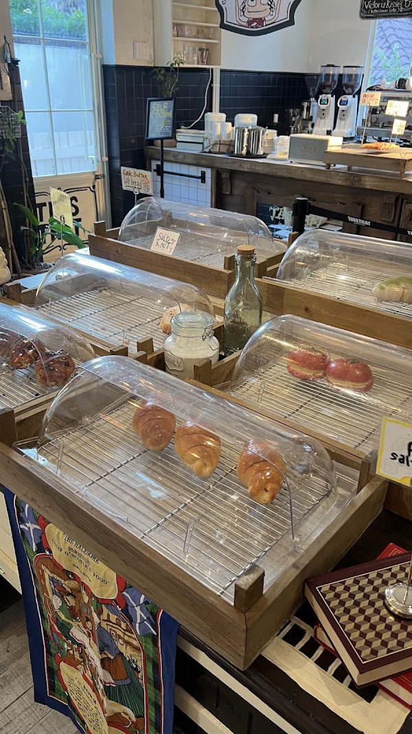 ThisThat Bakery Cafe 2