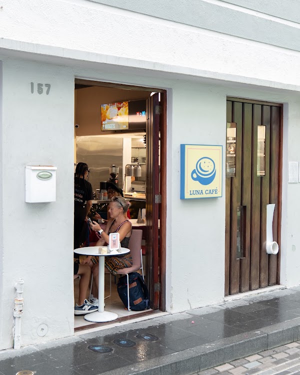 Luna Café