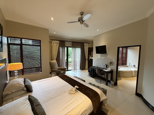 Legend Golf & Safari Resort_Official