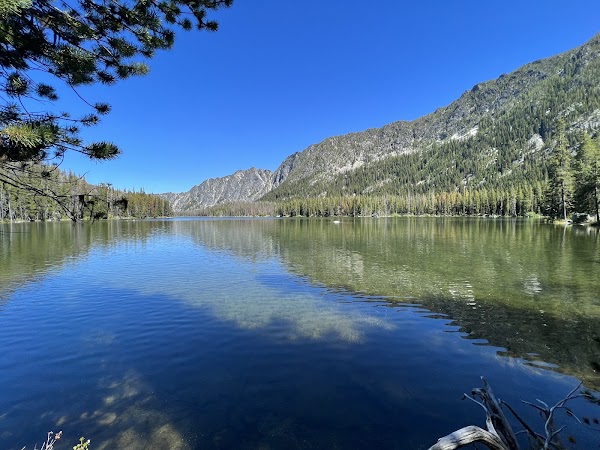 Snow Lakes 1